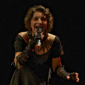 Photo de galerie - Chanteur - chanteuse