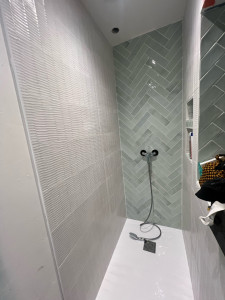 Photo de galerie - Faïence douche 