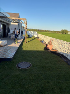 Photo de galerie - Pose de rouleaux de gazon