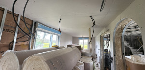 Photo de galerie - Isolation cloisons et faux plafond suspendu 