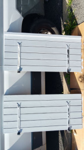 Photo de galerie - Ponçage nettoyage remise de deux couches  en peinture (sikkens = peinture haut de gamme) 
