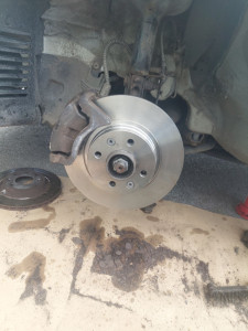 Photo de galerie - Changement disque et plaquettes.