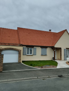 Photo de galerie - Rénovation de la toiture en tuiles béton avec résine hydrofuge, ravalement de facades
