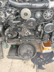 Photo de galerie - Courroie d'accessoires + Joint spy vilbrequin 3.0l TDI V6