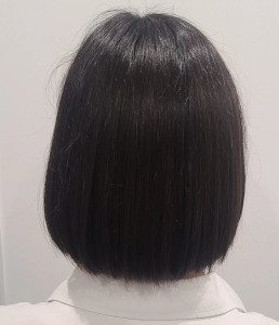 Photo de galerie - Carré réalisé sur cheveux long
 