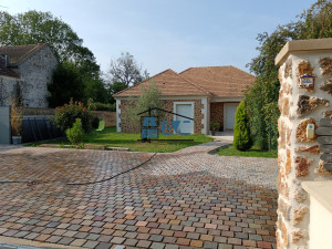 Photo de galerie - Terrassement et pose de Pavés kandla à Janvry en Essonne avec près de 160M2