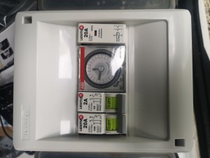 Photo de galerie - Mise en place d'une horloge modulaire pour contrôler le chauffage au heure creuse