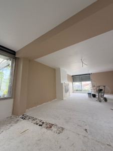 Photo de galerie - Nettoyage et peinture d’un salon intérieur 