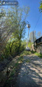 Photo de galerie - Voici un arbre que nous avons abattu avec nacelle