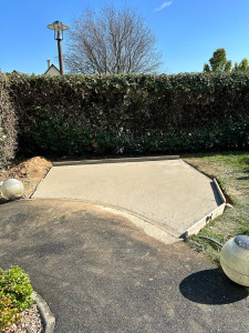 Photo de galerie - Dale béton sur mesure installation carport 