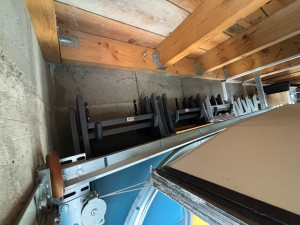 Photo de galerie - Pose crochets de fixation