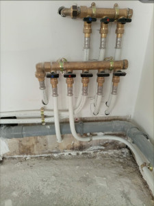 Photo de galerie - Travaux de plomberie sur un chantier de rénovation 