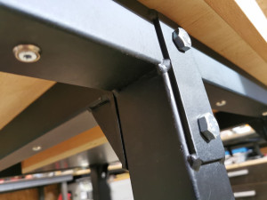 Photo de galerie - Bâti métallique soudé peint et démontable en partie