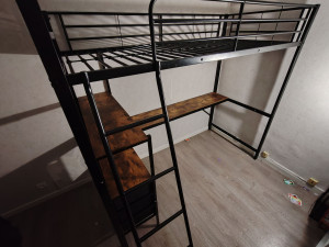 Photo de galerie - Lit superposé 90x200 cm en métal avec bureau 