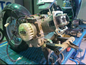 Photo de galerie - Changement cylindre piston moteur 