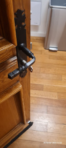 Photo de galerie - Remplacement serrure , montage tout type de porte