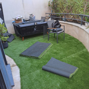Photo de galerie - Gazon synthétique sur balcon 