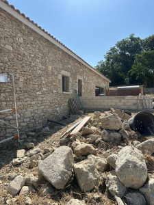 Photo de galerie - Montage de mur en pierre 