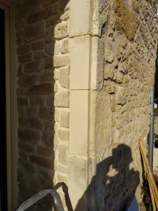 Photo de galerie - Pose de parement de pierre et réparation de pierre 

