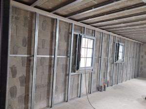 Photo de galerie - Ossatures plafond et doublage avant passage de l'électricien 