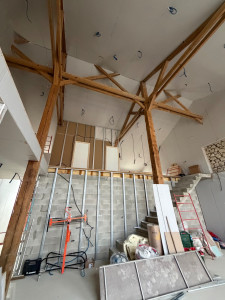 Photo de galerie - Création d’une grange 
Pose de Placo et création des planchers 