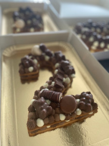 Photo de galerie - Number cake 3 chocolats 