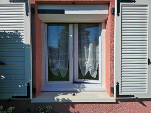 Photo de galerie - Volets roulants solaire