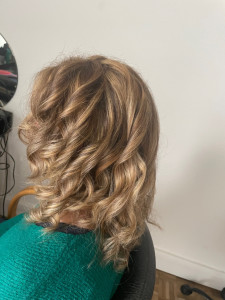 Photo de galerie - Balayage  sur cheveux foncés 