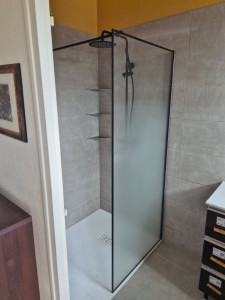 Photo de galerie - Rénovation d'une salle de bain complète.