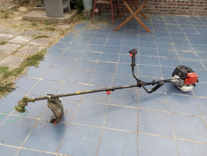 Photo de galerie - 52 cm3 avec tête à fil ou lame pour ronces 