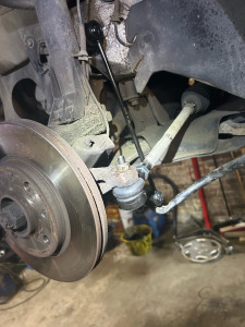 Photo de galerie - Rotule de direction et biellette de barre stabilisatrice 