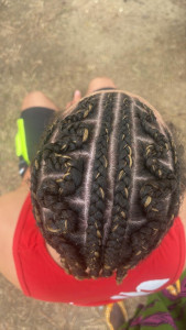 Photo de galerie - Nattes africaines collées avec ou sans rajout 40€