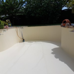 Photo de galerie - Entretien piscine (nettoyage, filtre à sable...)