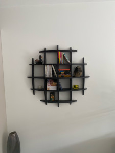 Photo de galerie - Montage et pose d’une étagère Japonaise artisanale importée.