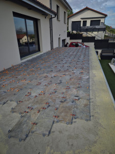 Photo de galerie - Pose d'une terrasse 