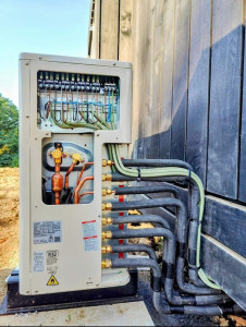 Photo de galerie - Pour l'installation de votre clim n'hésitez pas de contacter la société KBM énergie experte dans le domaine