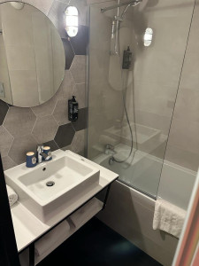 Photo de galerie - Salle de bain 
