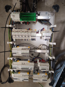 Photo de galerie - Installation Tableau électrique dans un bar !