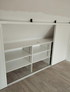 Photo de galerie - Réalisation placard sous pente 