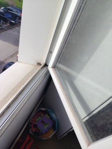 Photo de galerie - Nettoyeur de vitres