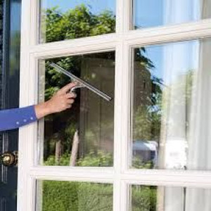 Photo de galerie - Nettoyage vitre 