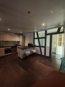 Photo de galerie - Refais appartement au complet de A a Z 
mur, plafond, sol , électricité, pose de la cuisine, du parquet et ouverture dans le colombage ainsi que tout le reste de l'appartement (sdb , 2 ch ,  
trémie pour l'escalier pose de l'escalier fabrication inclu) 