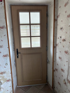 Photo de galerie - Pose de porte bois 