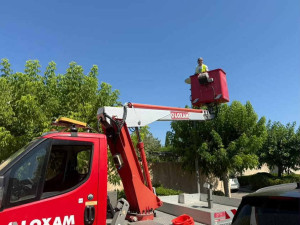 Photo de galerie - Changement lampes et réparation des poteaux d’une résidence 