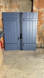 Photo de galerie - Rénovation de volets de façade 