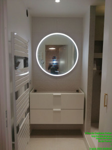 Photo de galerie - Pose des spots lumineux et plafonnier 