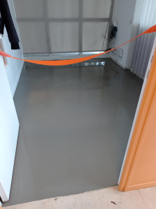 Photo de galerie - Reagreage pour planifier avant pose de revêtements 