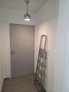 Photo de galerie - Réalisation peinture mur et plafond ainsi que les fissures plus ou moins profondes 