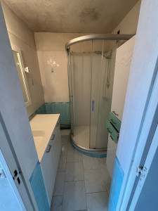 Photo de galerie - AVANT / Renovation de cette salle de bain 