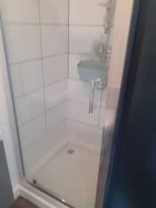 Photo de galerie - Nettoyage de la douche